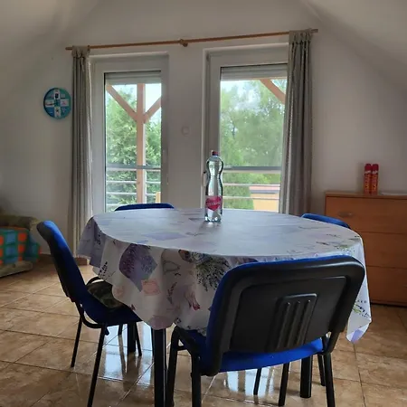 Hotel Mit Pool, Wlan, Spielplatz Direkt Am Balatonfenyves
